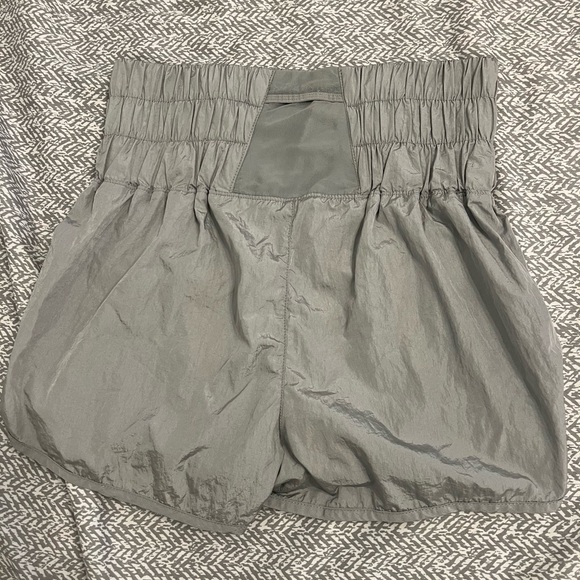 Free people  Gray Gathered Shorts - Picture 6 of 6
